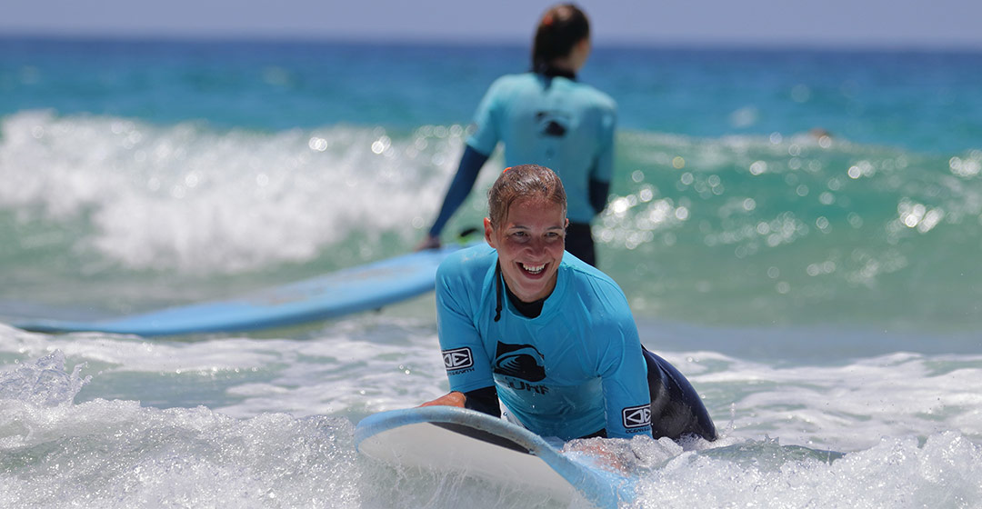 surfen lernen im surfkurs auf fuerteventura